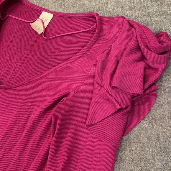 FREE PEOPLE Ruffle Shoulder long sleeved top FUCHSIA XS - Picture 9 of 11